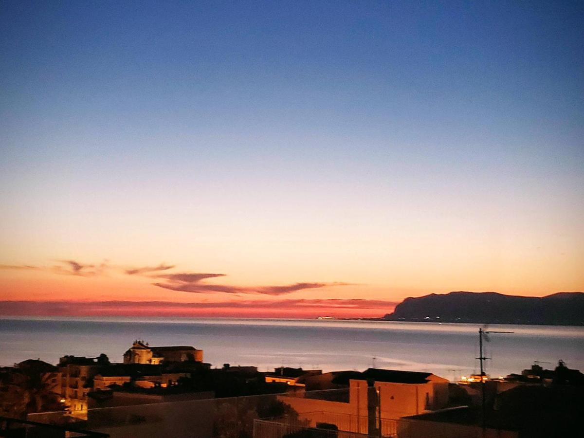 Palazzo Del Golfo Penthouse Appartement Castellammare del Golfo Buitenkant foto