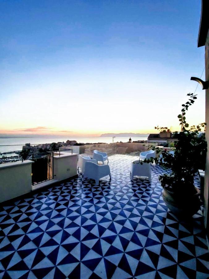 Palazzo Del Golfo Penthouse Appartement Castellammare del Golfo Buitenkant foto