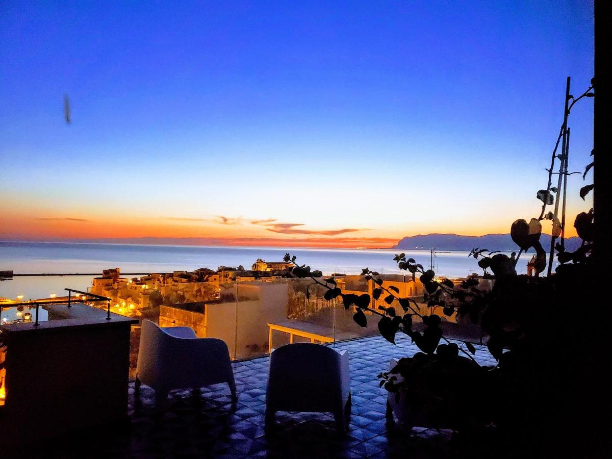 Palazzo Del Golfo Penthouse Appartement Castellammare del Golfo Buitenkant foto