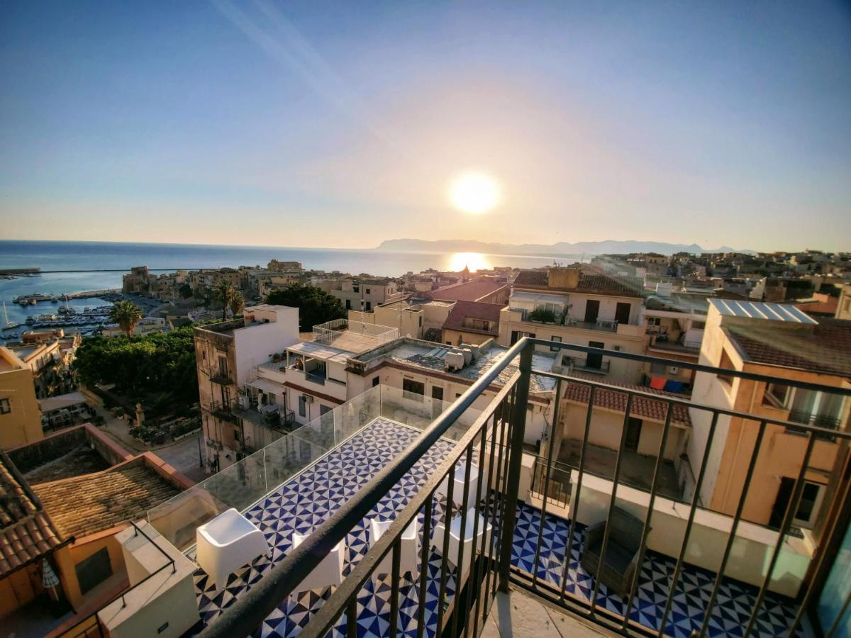 Palazzo Del Golfo Penthouse Appartement Castellammare del Golfo Buitenkant foto
