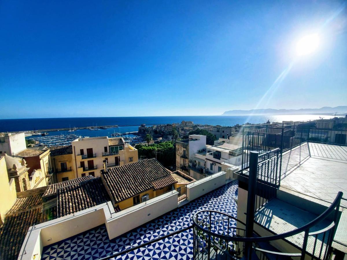Palazzo Del Golfo Penthouse Appartement Castellammare del Golfo Buitenkant foto