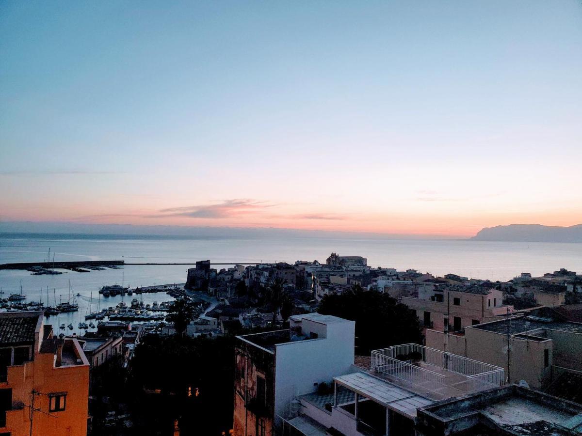 Palazzo Del Golfo Penthouse Appartement Castellammare del Golfo Buitenkant foto