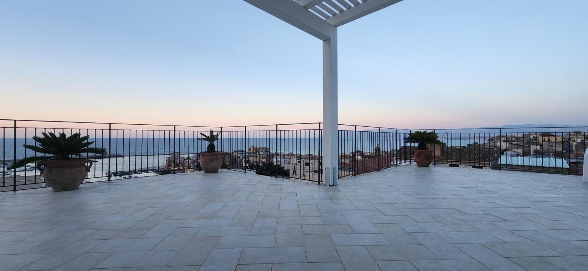 Palazzo Del Golfo Penthouse Appartement Castellammare del Golfo Buitenkant foto